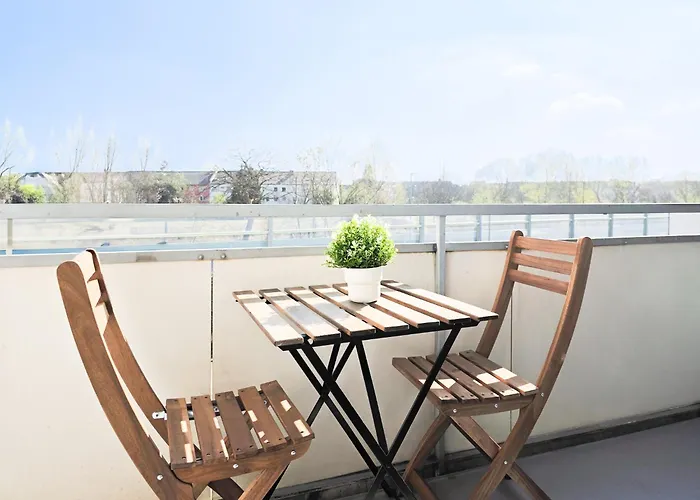 Tolstov - Monteurwohnung - 3 Schlafzimmer - Küche - Balkon - Waschmaschine