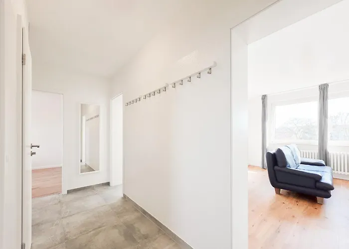 Apartment Tolstov - Monteurwohnung - 3 Schlafzimmer - Küche - Balkon - Waschmaschine Duisburg