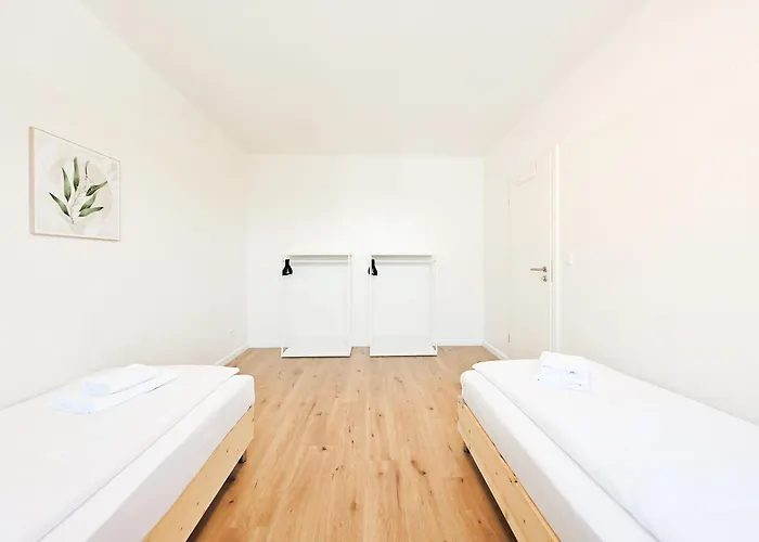 Apartment Tolstov - Monteurwohnung - 3 Schlafzimmer - Küche - Balkon - Waschmaschine Duisburg