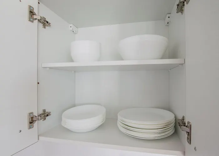 Tolstov - Monteurwohnung - 3 Schlafzimmer - Küche - Balkon - Waschmaschine